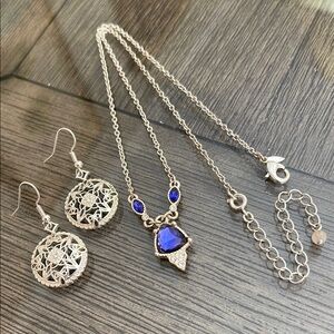Avon 2015 Royal Knights Necklace Elegant Silver and Blue Jewelry Set